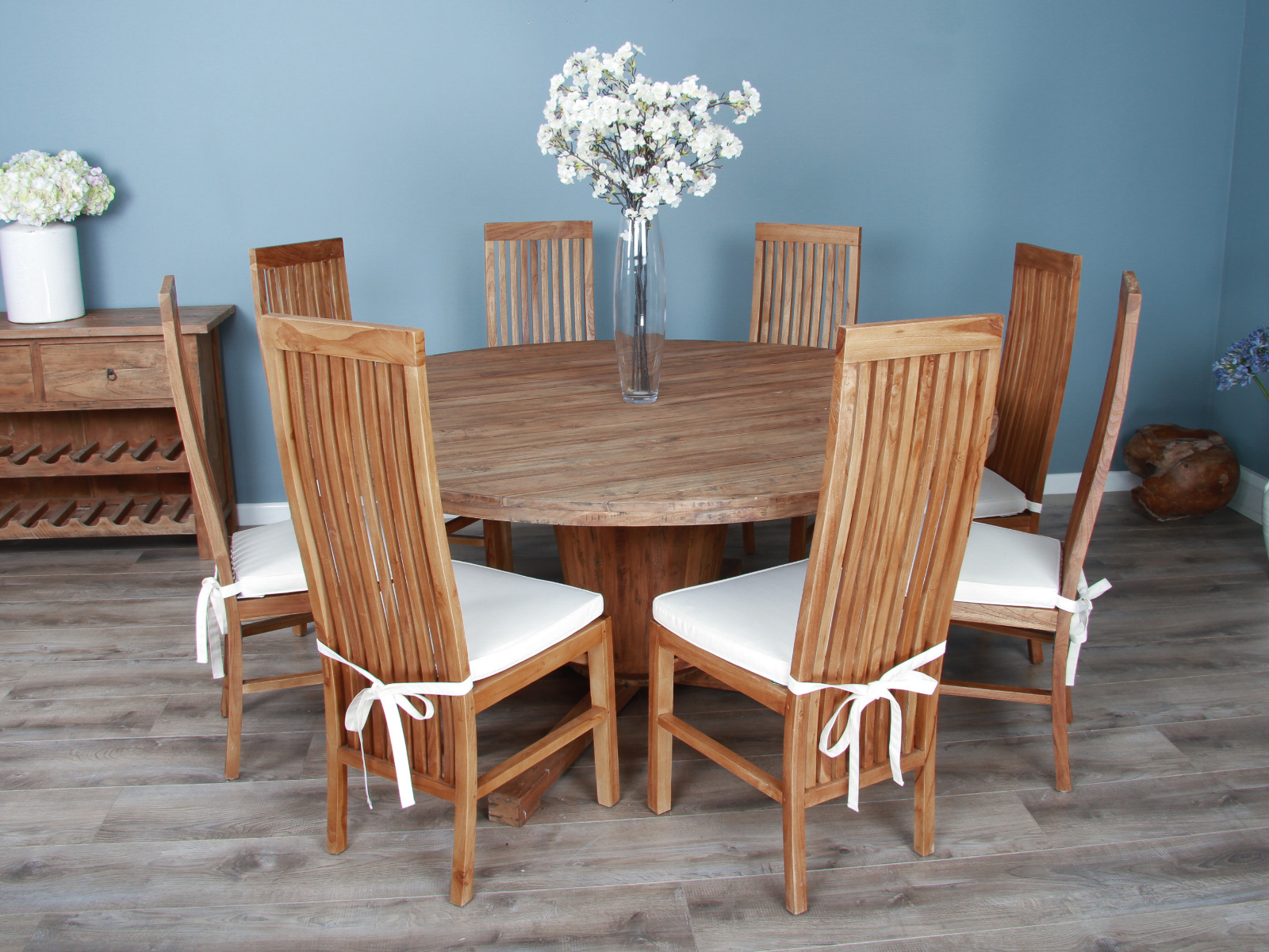 10 seater round shop table