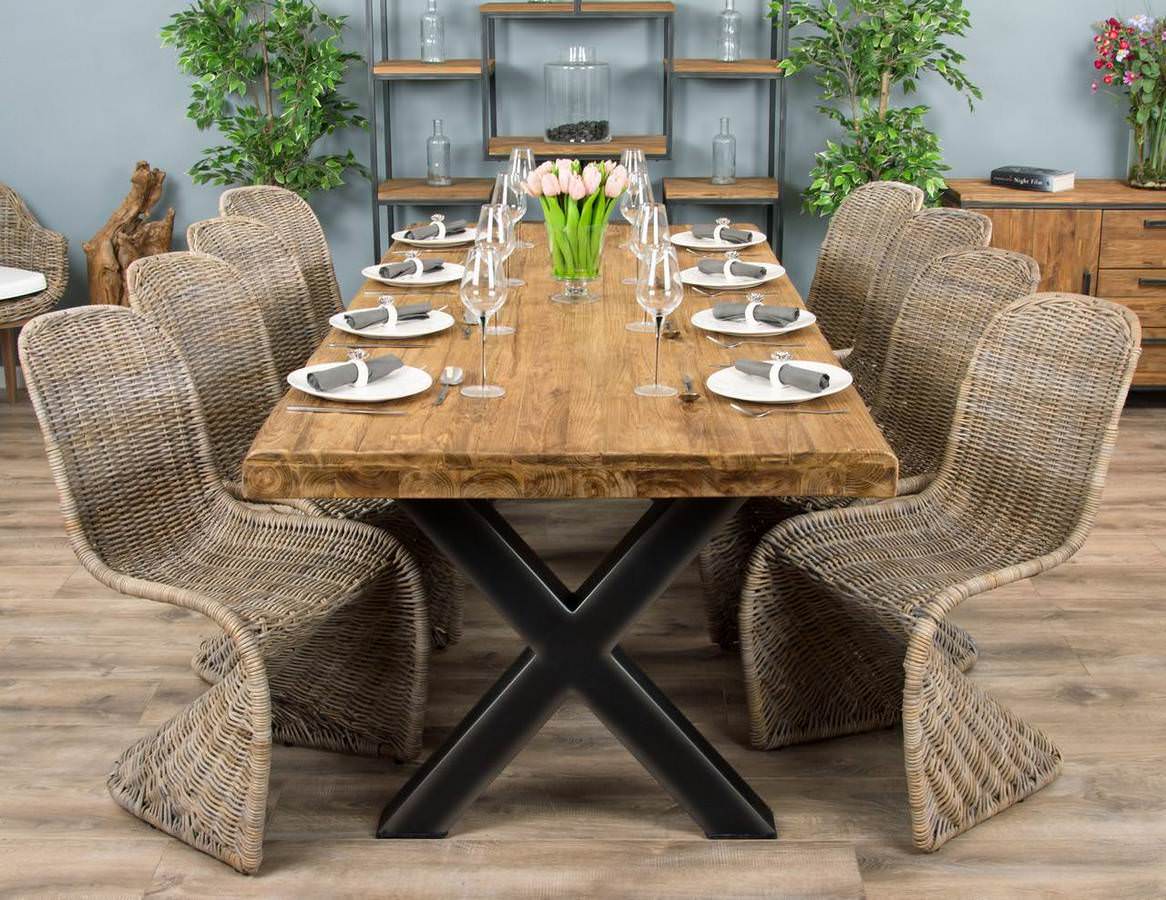 Second hand dining table outlet and 8 chairs