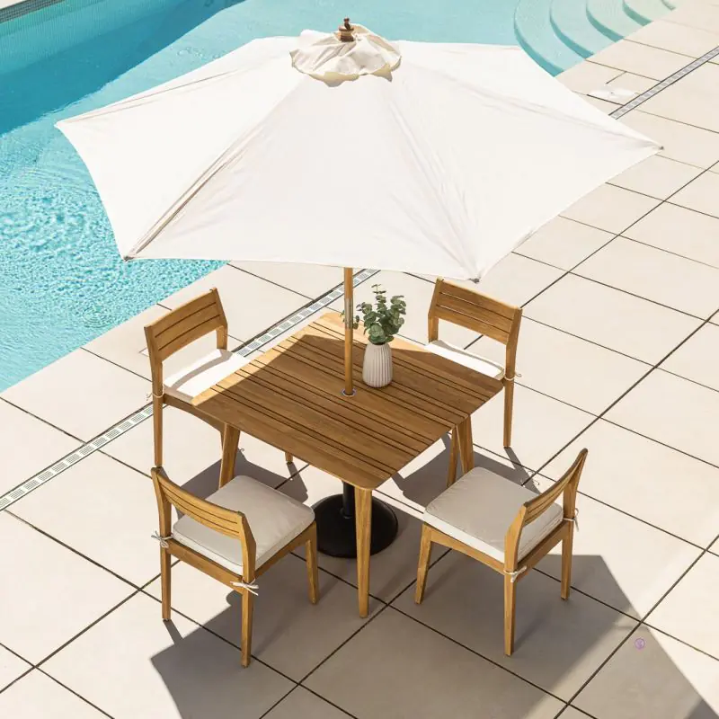 1m Reclaimed Teak Savannah Outdoor Dining Table With 4 Savannah Chairs 
