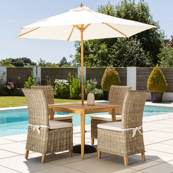 1m Reclaimed Teak Savannah Outdoor Dining Table with 4 Latifa Chairs  - 1