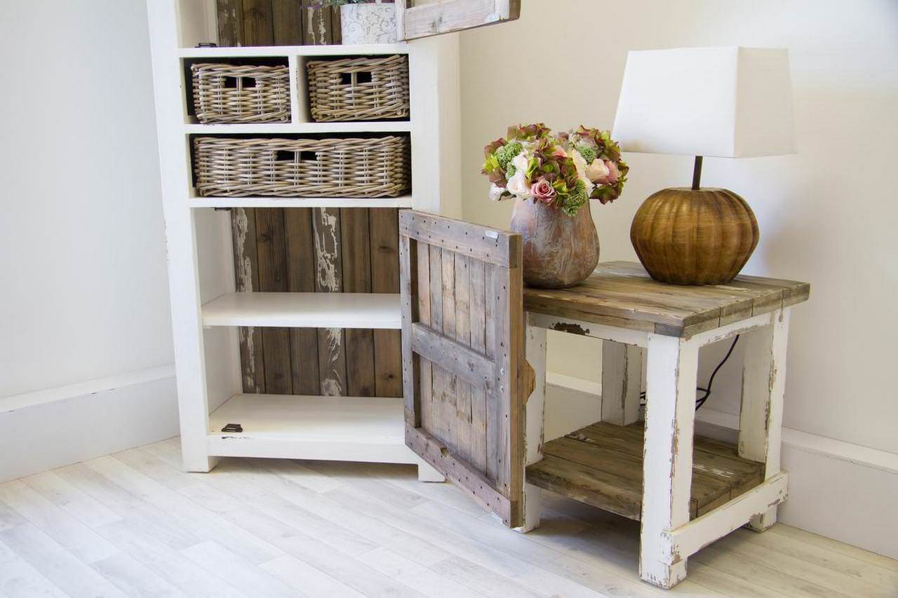 Coastal sales console cabinet