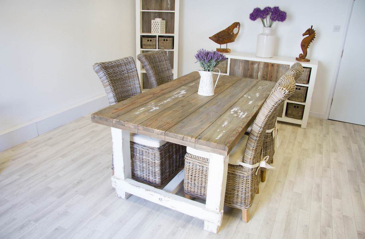 Coastal dining room top table and chairs