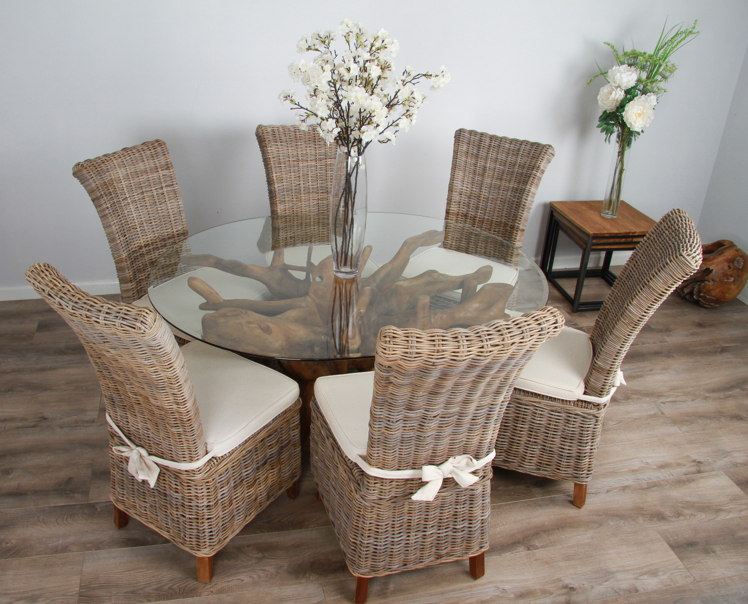 1.5 round online dining table