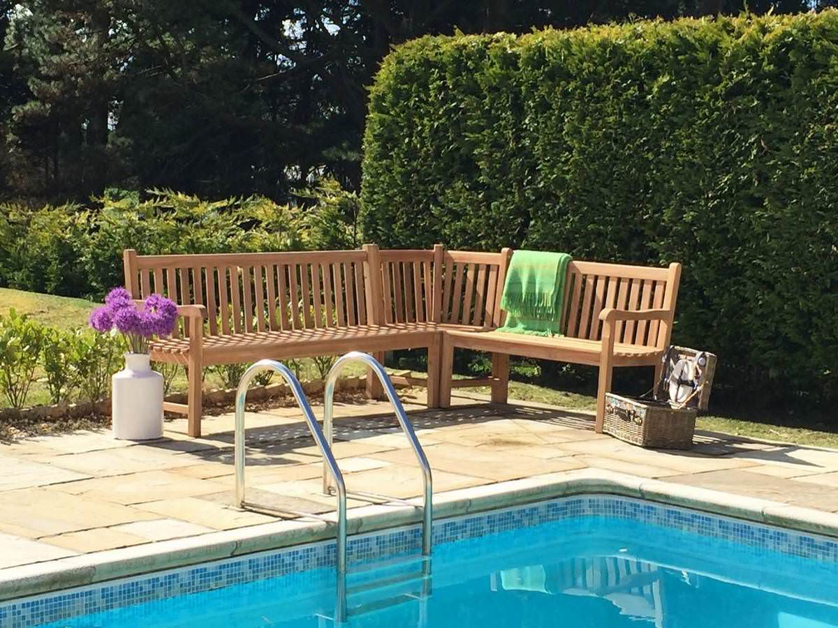 Wooden corner bench garden discount
