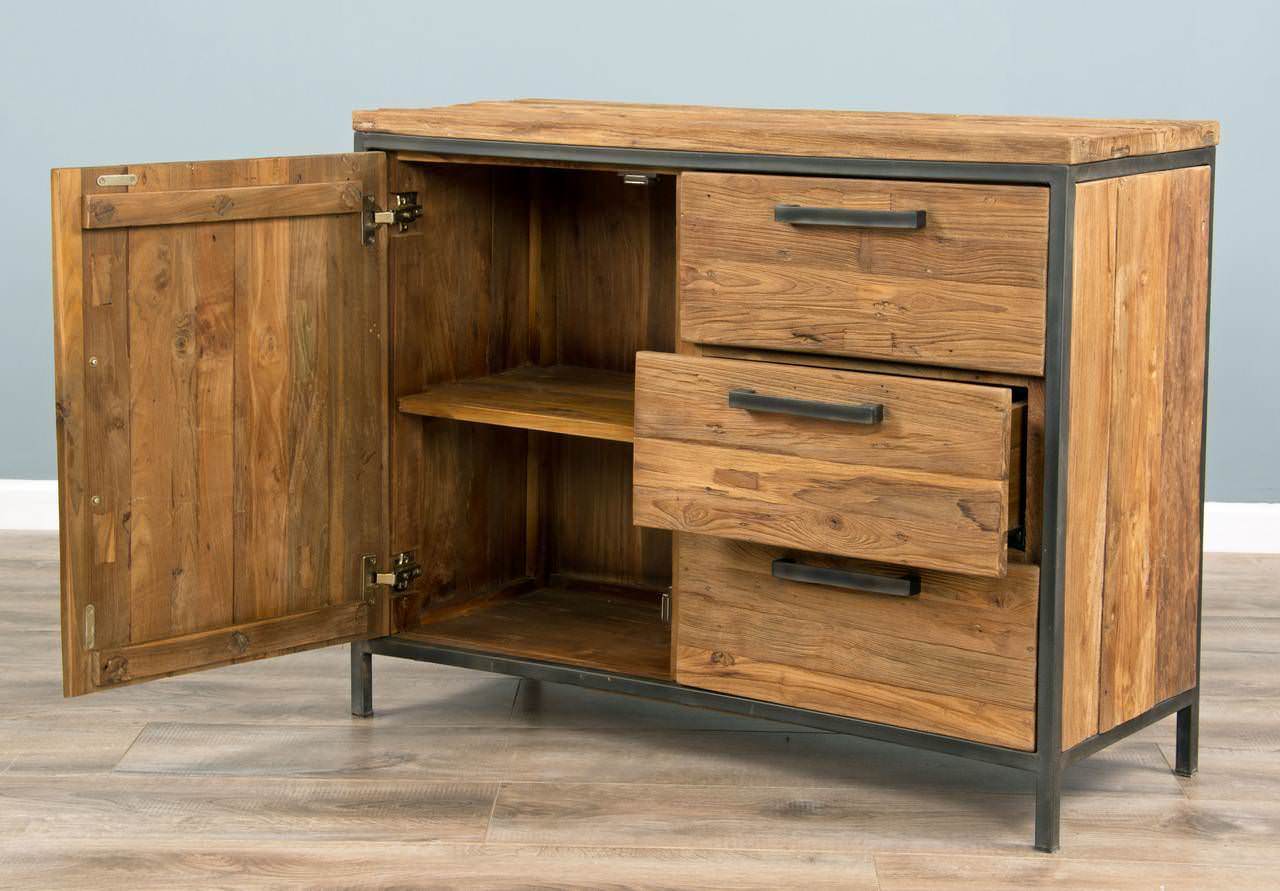 3 meter shop sideboard