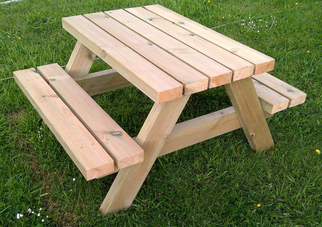 Refresh your garden furniture this Easter